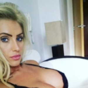 Katie, Altrincham escorts