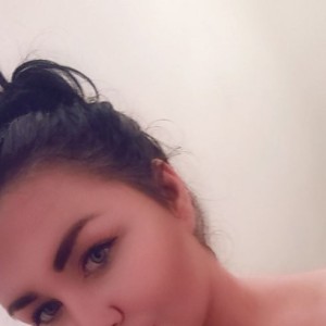 Luna Lyon, Burnley escorts
