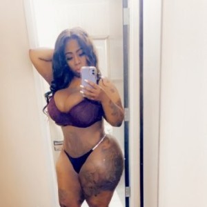 Jade, Hampton escorts