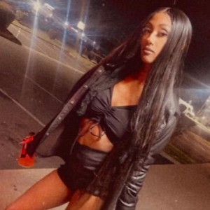 Pursuae, Oakley escorts