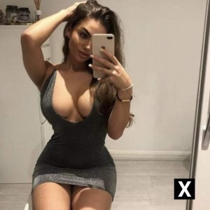 Julia, Hackensack escorts