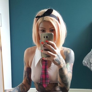 Kat, Bury escorts