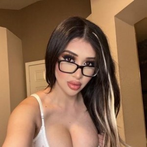 Candy, Canandaigua escorts