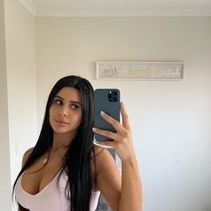 Liely, Reims escorts