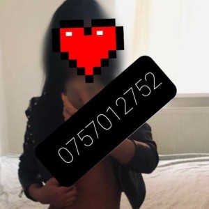 Larisa( Câteva Zile La Tine în Oraș) 0757012752, Alba Iulia escorts