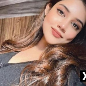 Akshita, Vapi escorts