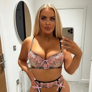 Dominatoare De Lux !! Fac Si Deplasari 0792512195, București escorts