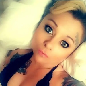 Blonde, Dickson escorts
