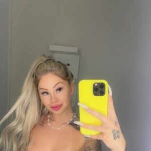 Lucy, Hinesville escorts