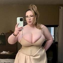 Lea, Midland escorts