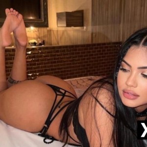 Sabrina, Alness escorts
