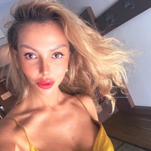 V, Sarasota escorts