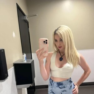 Nicole, Fairmount escorts