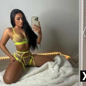 Alexa, Dumfries escorts