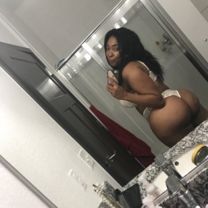 Nadia, Commerce City escorts