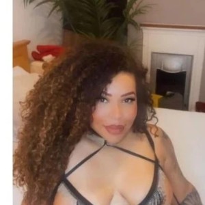 Bella, Kilwinning escorts
