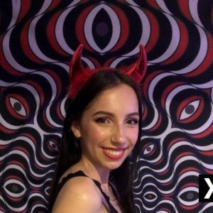 Maddie, South Wharf escorts