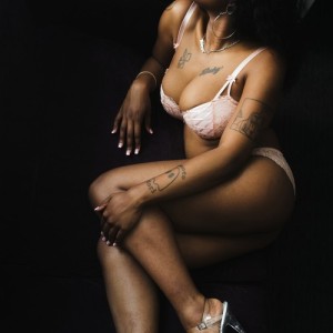 QuinnyQ, Anderson escorts