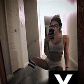 Krystalwhite, Airdrie escorts