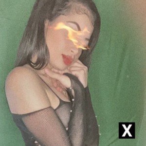 Sadie West, Somerville escorts