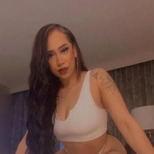 Maya, Tacoma escorts