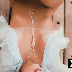 Melissa, Barry escorts