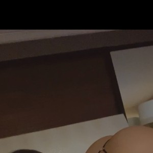 Chloe, Frederick escorts