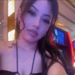 Lauren, Burke escorts
