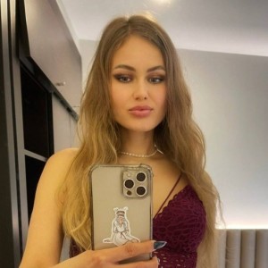 Andrea, Colombes escorts