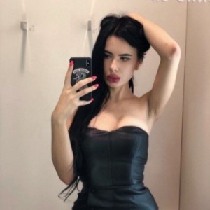 Amy, Mlada Boleslav escorts