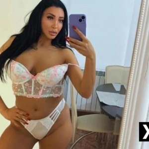 CELINE, Bideford escorts