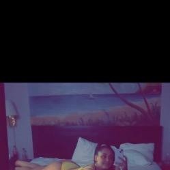 NiiNA, Calumet City escorts