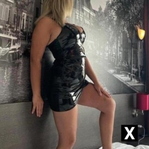 Charlotte, Hereford escorts