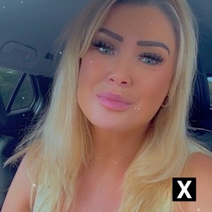 Louise, Birmingham escorts