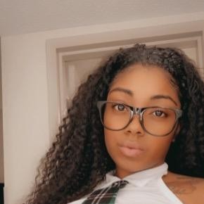 Mia, Bellevue escorts