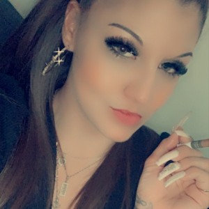 Molly, Ottawa escorts