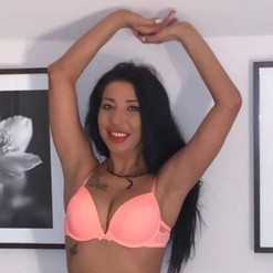 Azra, Bergisch Gladbach escorts