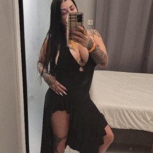 Paris, Red Deer escorts