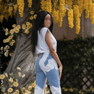 Freya Woolridge, Molesey escorts