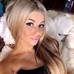 Ellie, Crosby escorts