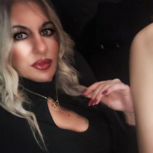 Chloe, Conway escorts