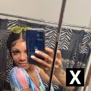 Mya, Hyden escorts