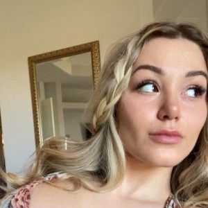 Vanessa, Versailles escorts