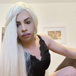 Roxana, Celle escorts