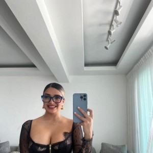Samanta, Pomona escorts