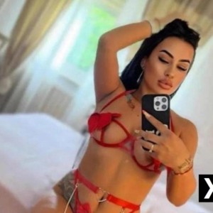 Daria, Reigate escorts