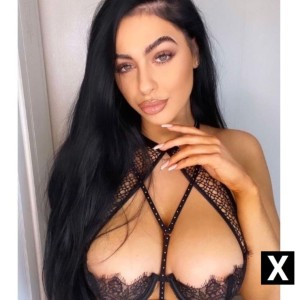 Angi, Widnes escorts
