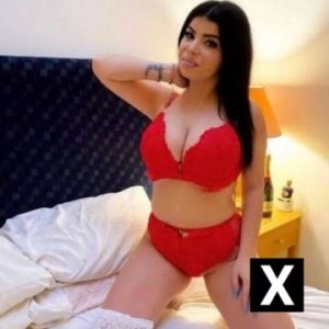 Emily, Craigavon escorts