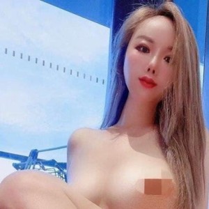 Kiki, Melton escorts