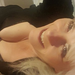 Tinytighthottie Cougar, Vancouver escorts